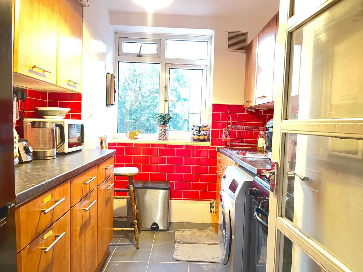 Room With Shared Kitchen London Exterior photo